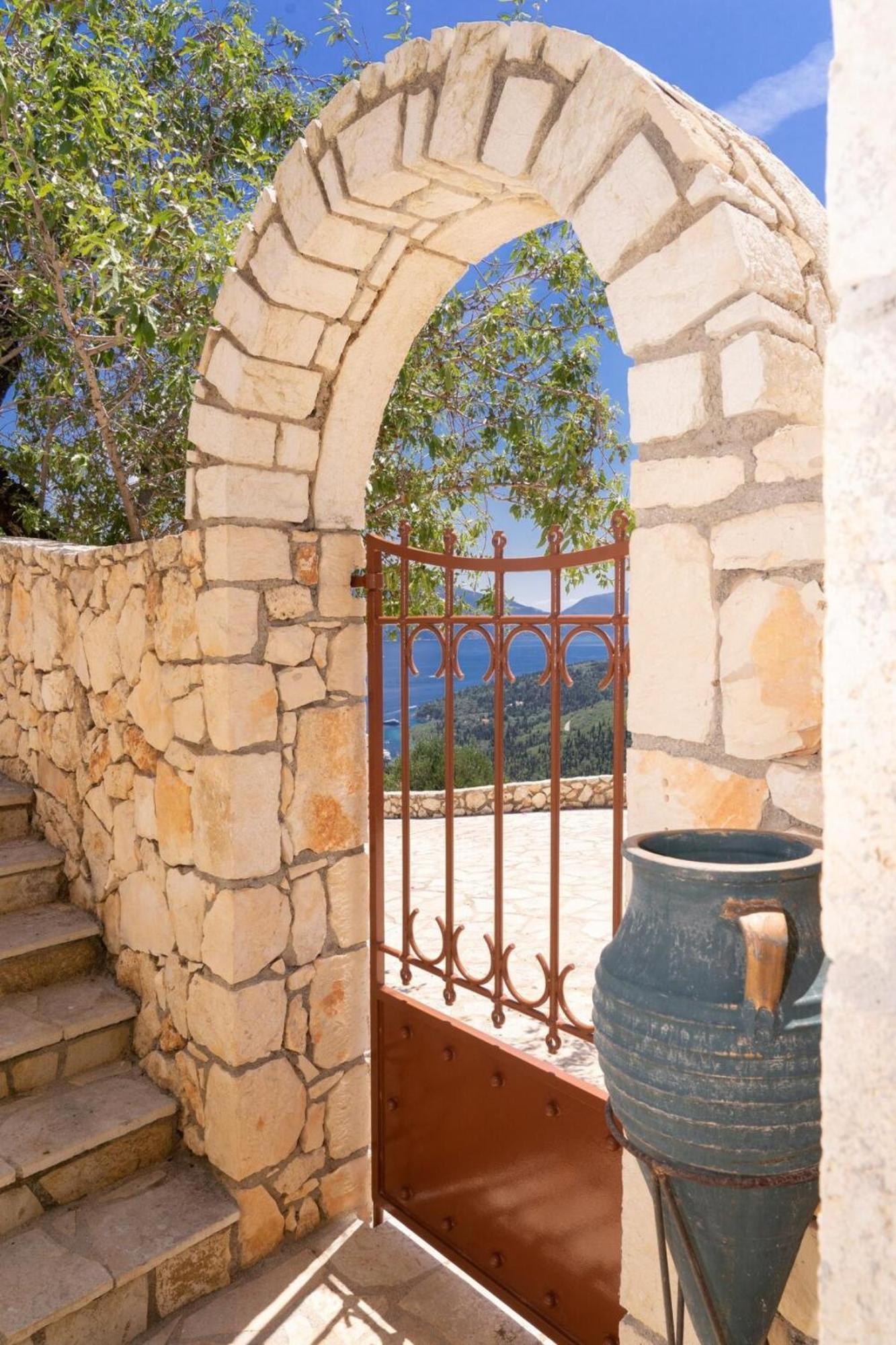 Willa Bolios Sea View Private Pool *